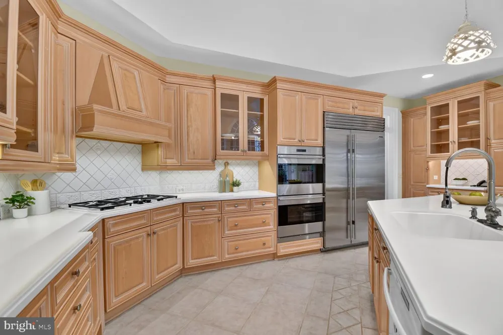 11216 RIVER VIEW DRIVE Potomac, MD 20854