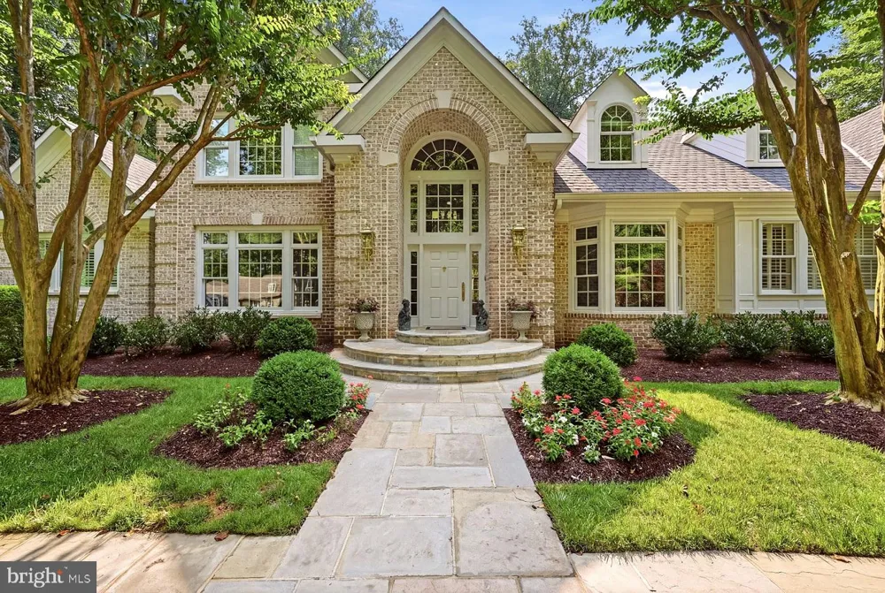 11216 RIVER VIEW DRIVE Potomac, MD 20854