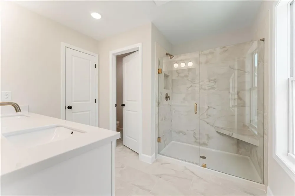 690 Sunstone Lane Lawrenceville, GA 30043