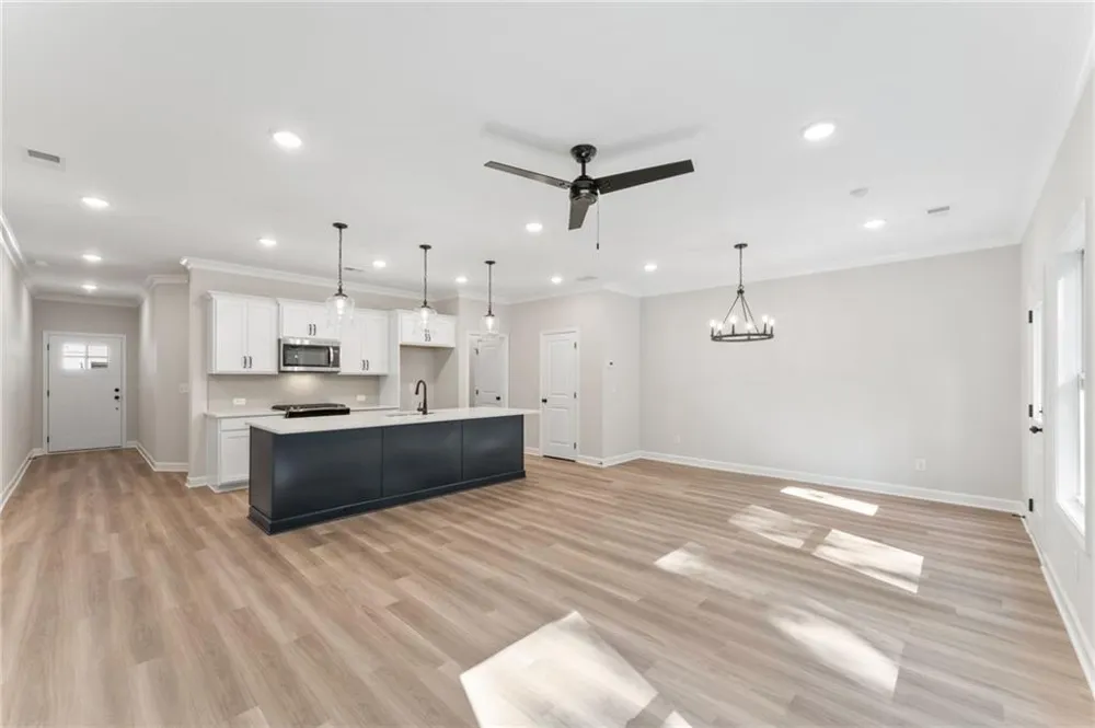 690 Sunstone Lane Lawrenceville, GA 30043