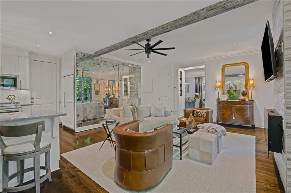20 Pointe Terrace SE Atlanta, GA 30339