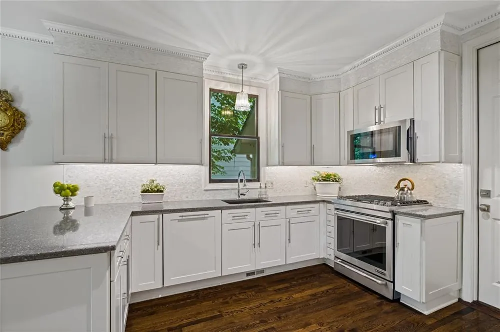 20 Pointe Terrace SE Atlanta, GA 30339