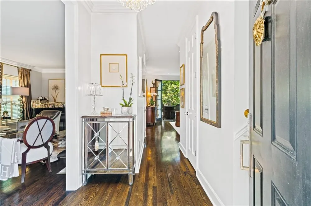 20 Pointe Terrace SE Atlanta, GA 30339