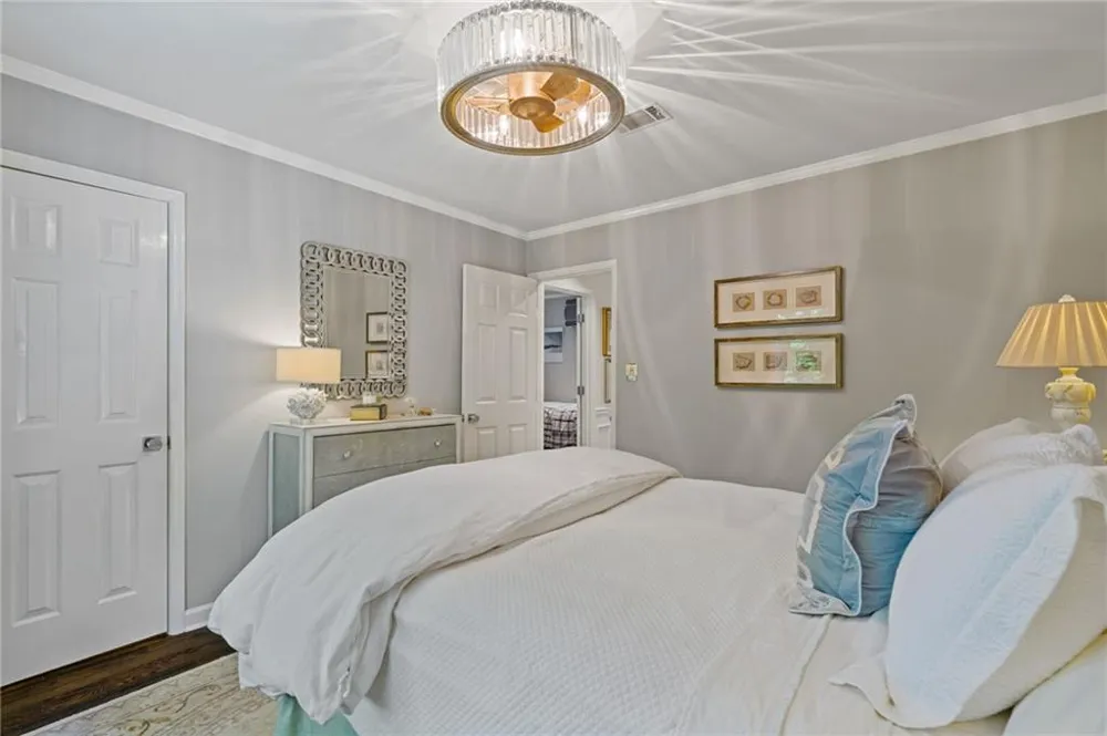 20 Pointe Terrace SE Atlanta, GA 30339