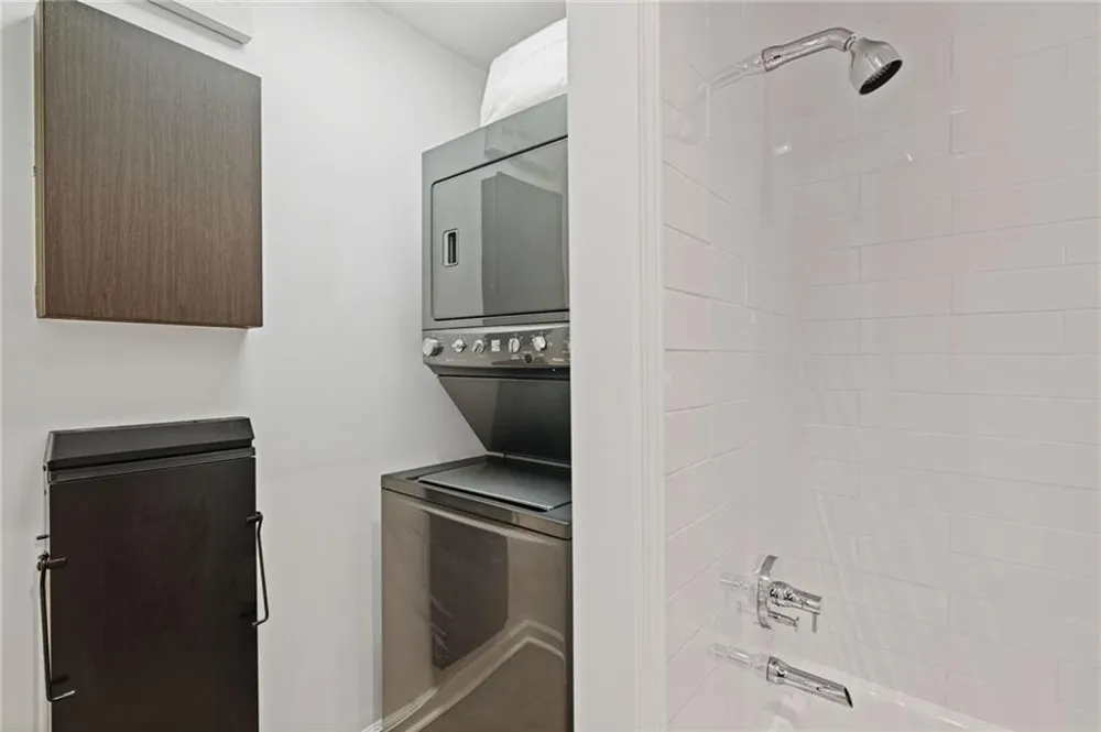 20 Pointe Terrace SE Atlanta, GA 30339