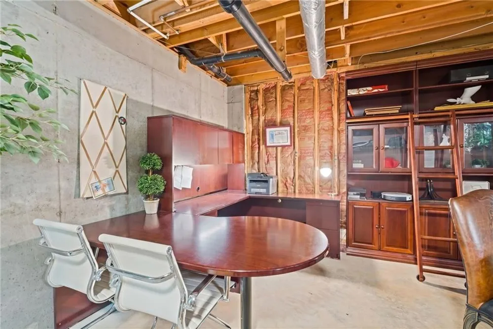 20 Pointe Terrace SE Atlanta, GA 30339