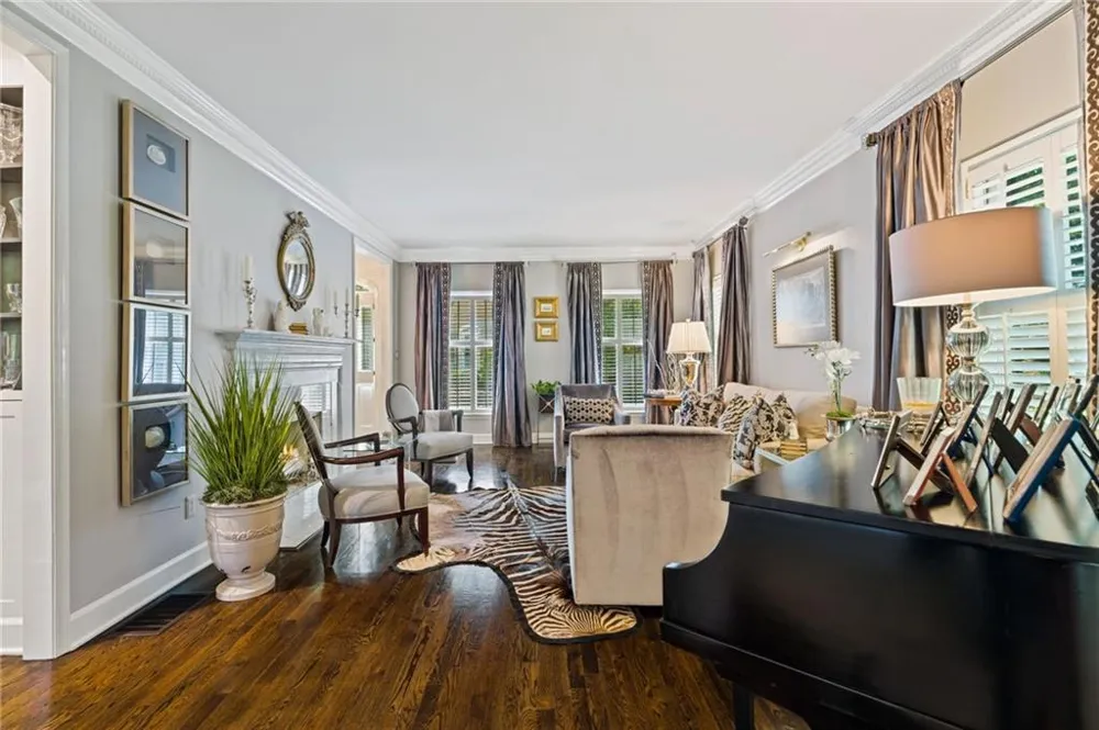 20 Pointe Terrace SE Atlanta, GA 30339