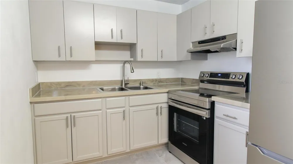 2509 OAK PARK WAY #115 Orlando, FL 32822