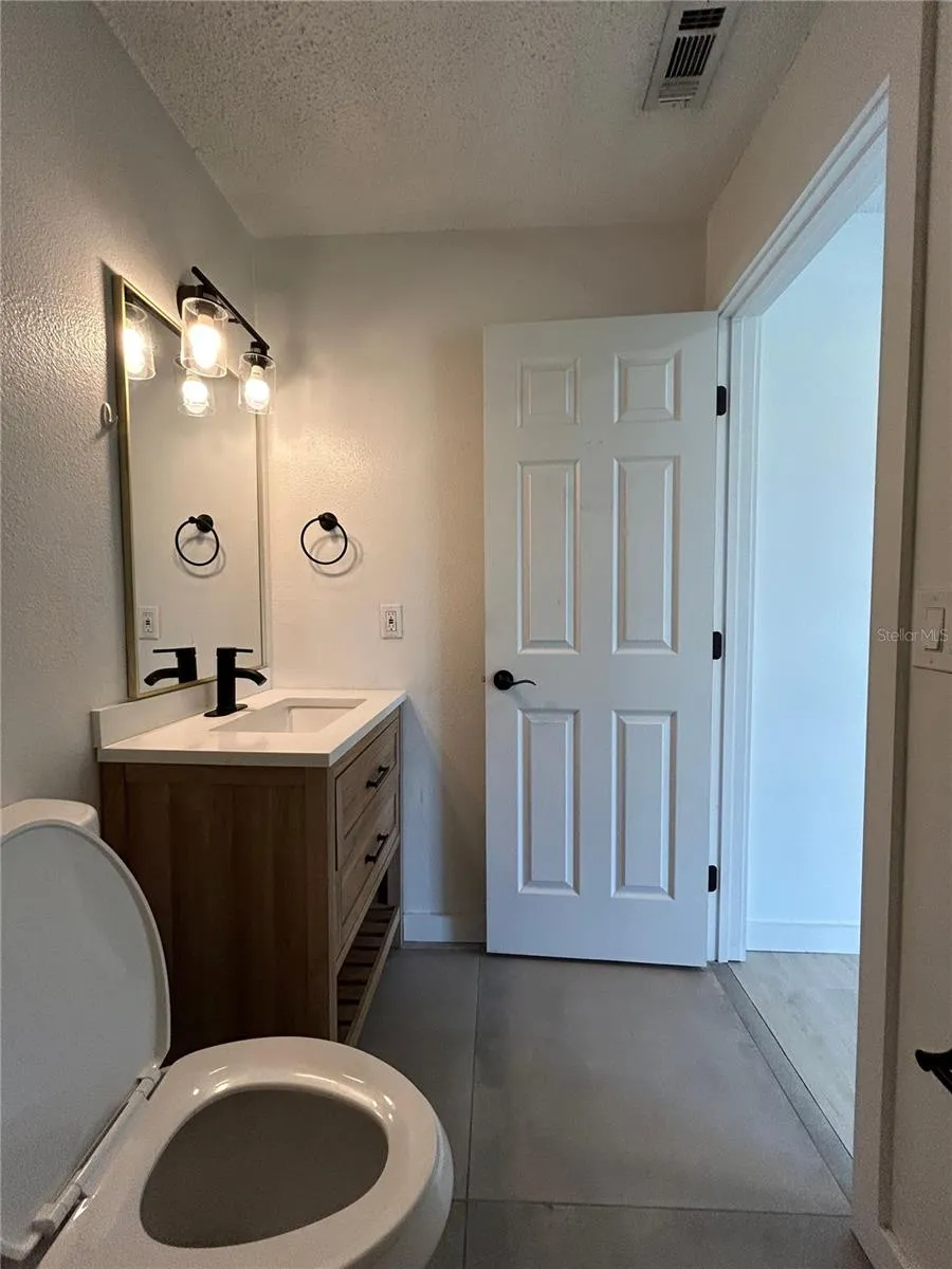 2955 SE 53RD COURT #B ocala, FL 34480
