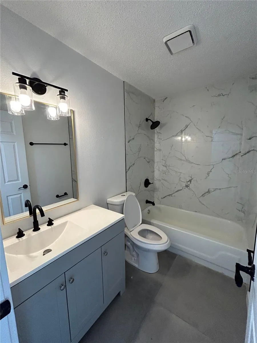2955 SE 53RD COURT #B ocala, FL 34480