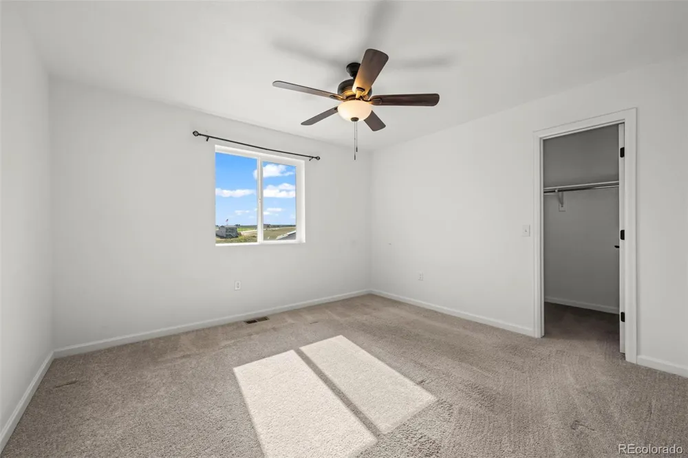 4423 River Highlands Loop Elizabeth, CO 80107