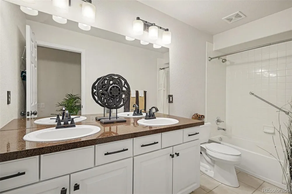 20536 E Flora Drive Aurora, CO 80013