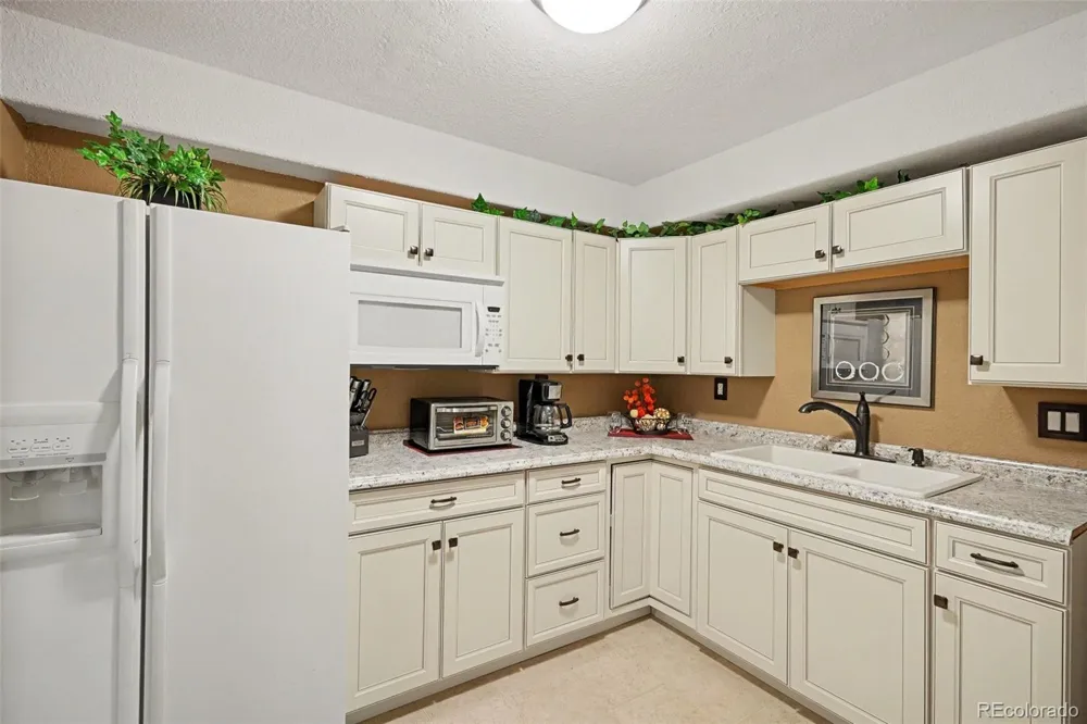 20536 E Flora Drive Aurora, CO 80013