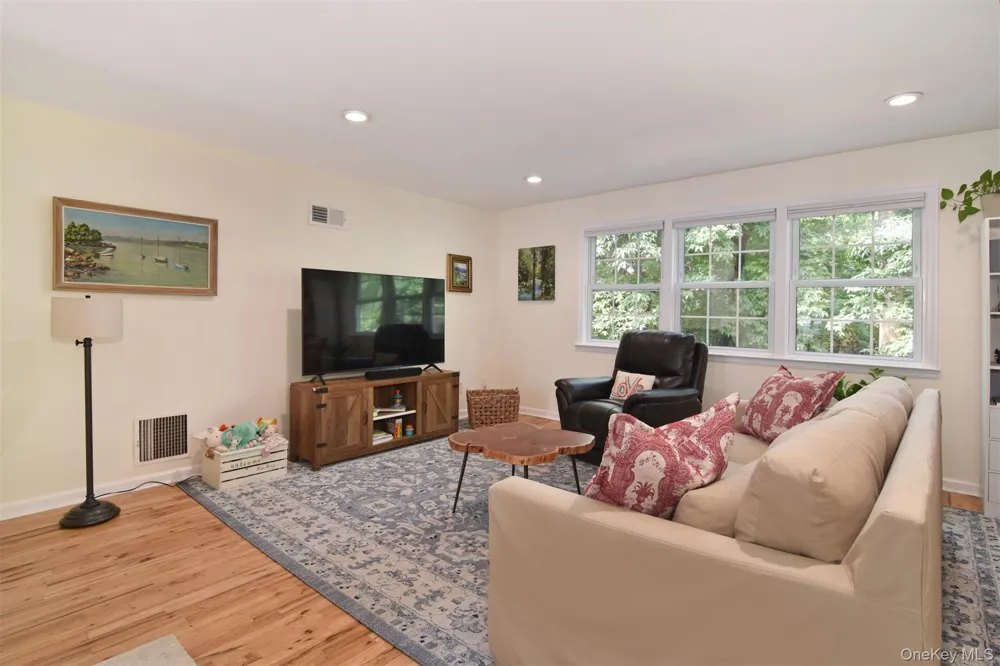 124 Texas Avenue Bronxville, NY 10708
