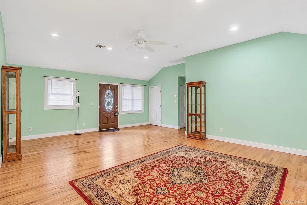 26 Wilstan Avenue Patchogue, NY 11772