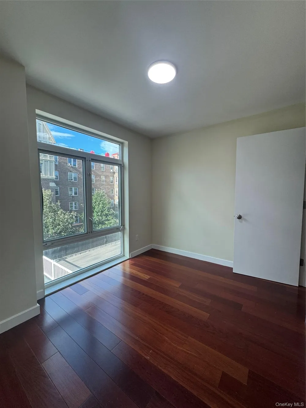 14238 37th Avenue #4A Flushing, NY 11354