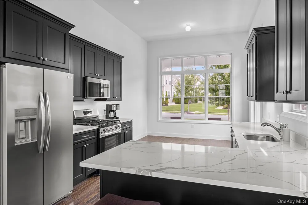 341 Aliana Avenue Yaphank, NY 11980