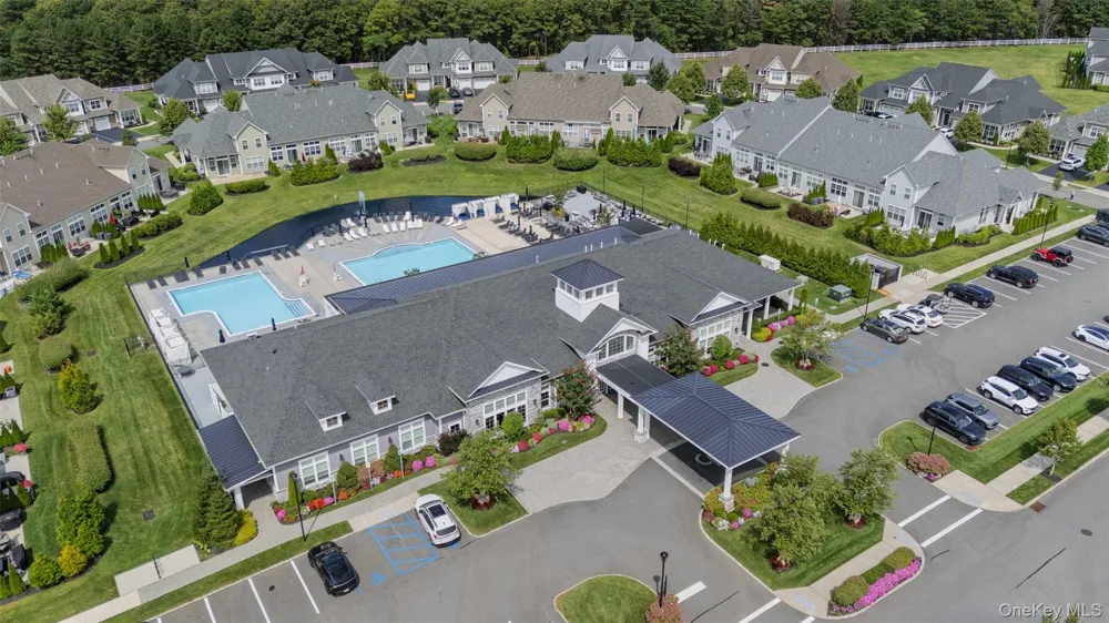 341 Aliana Avenue Yaphank, NY 11980