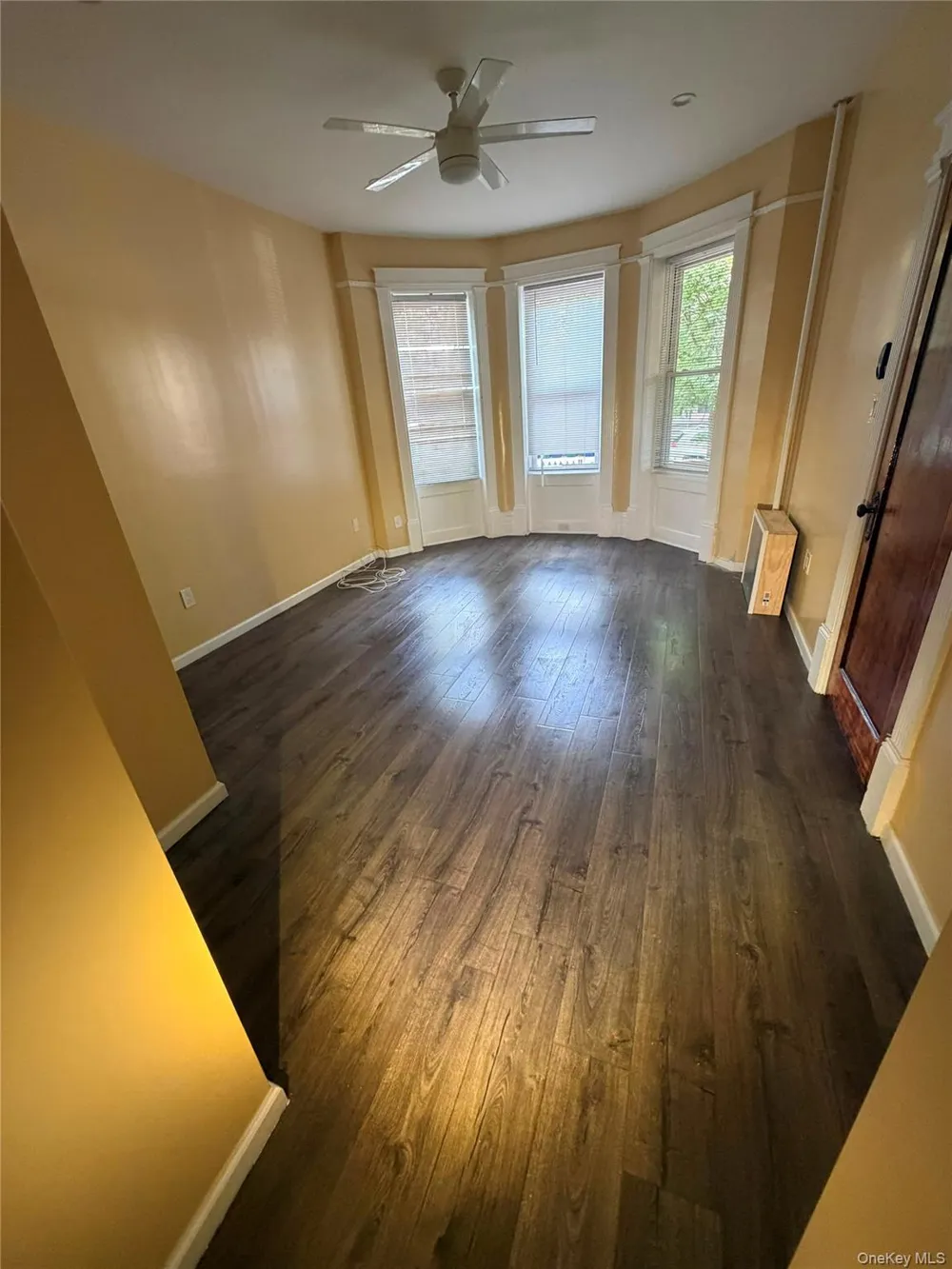 27 Stephens Court #1F Brooklyn, NY 11226