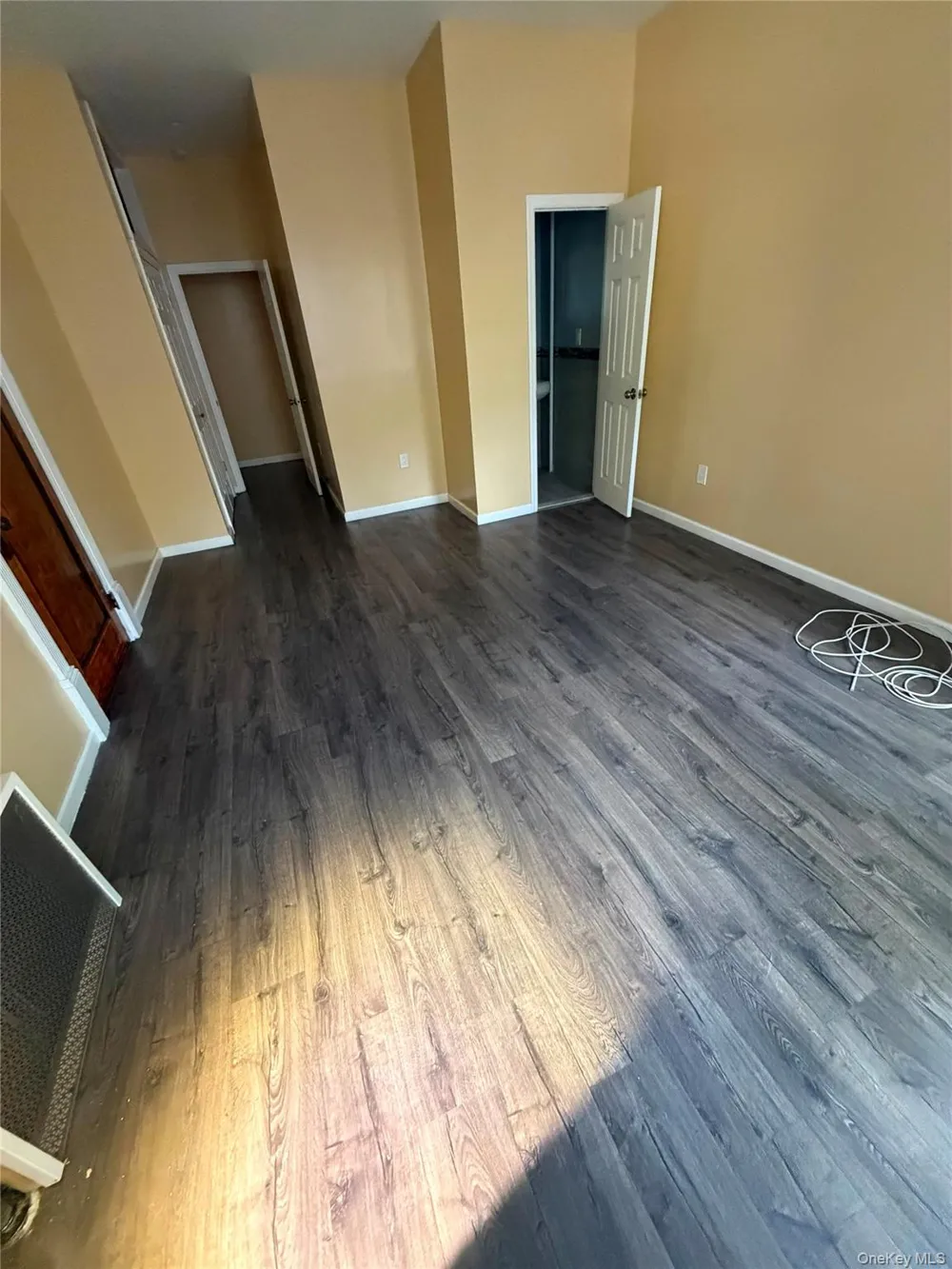 27 Stephens Court #1F Brooklyn, NY 11226