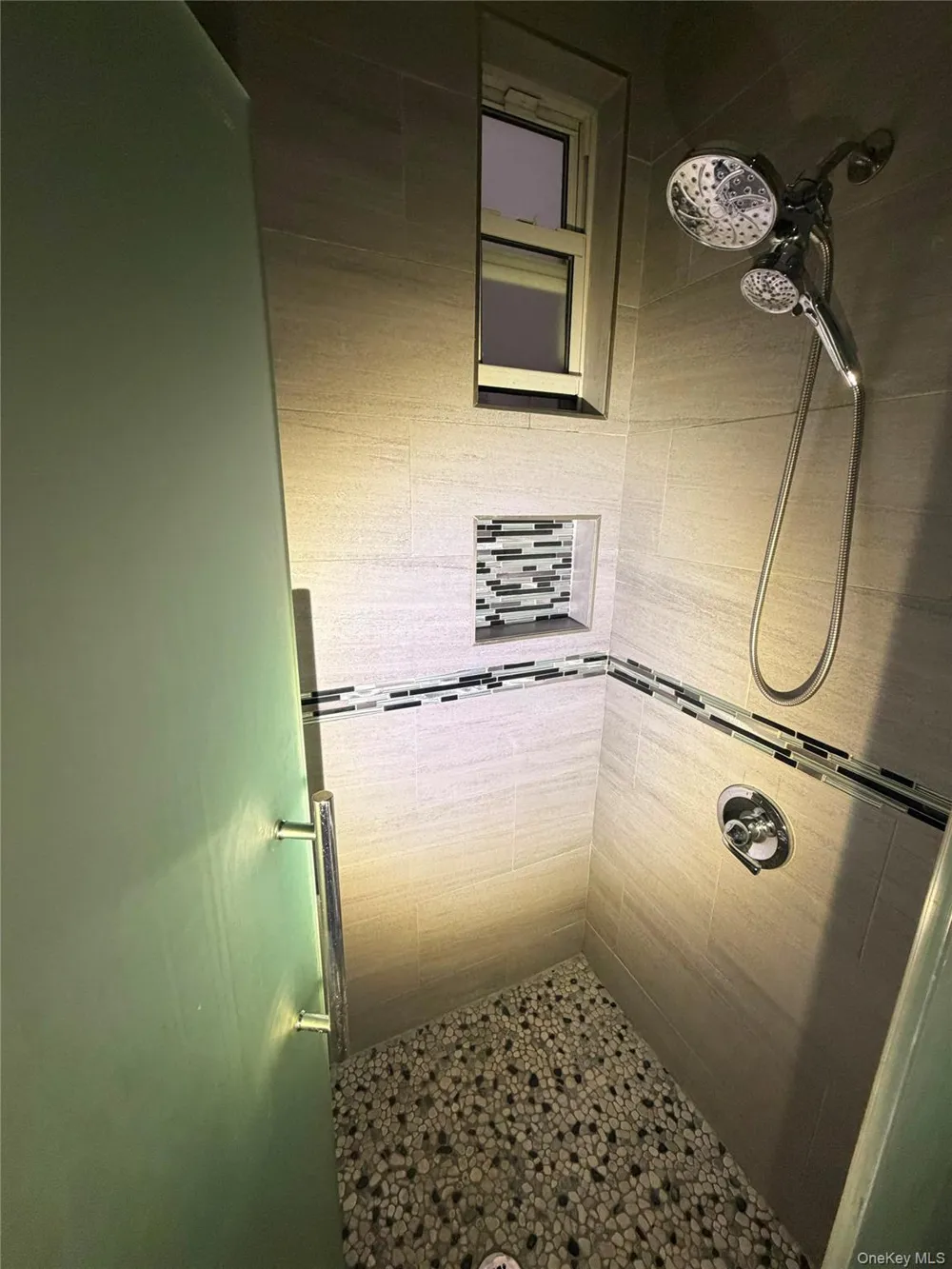 27 Stephens Court #1F Brooklyn, NY 11226