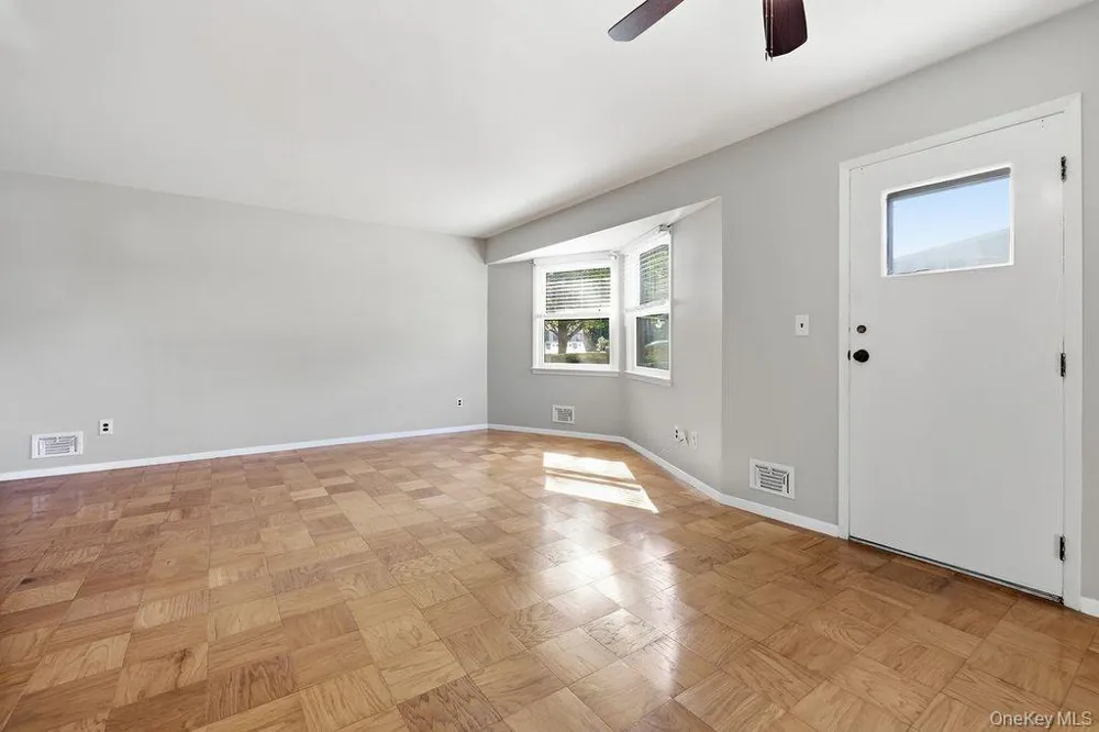 16D Essex Place Jefferson Valley, NY 10598