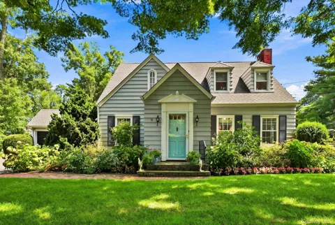 18 Matinecock Lane
