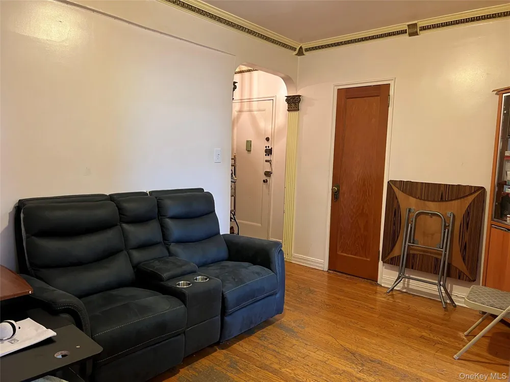 40-35 Ithaca Street #3D Elmhurst, NY 11373
