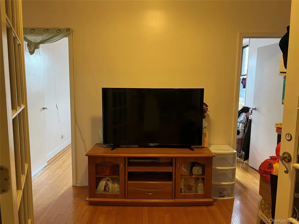 40-35 Ithaca Street #3D Elmhurst, NY 11373