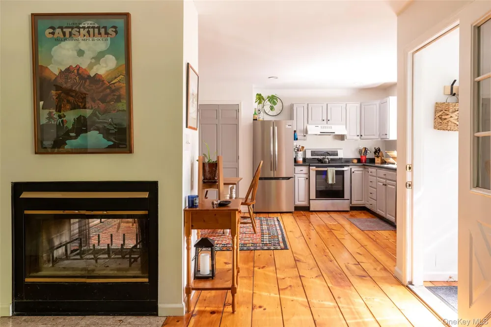 303 Sepasco Lake Drive Rhinebeck, NY 12572