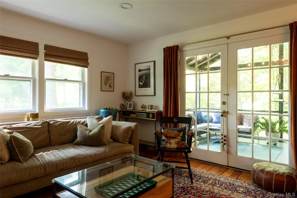 303 Sepasco Lake Drive Rhinebeck, NY 12572