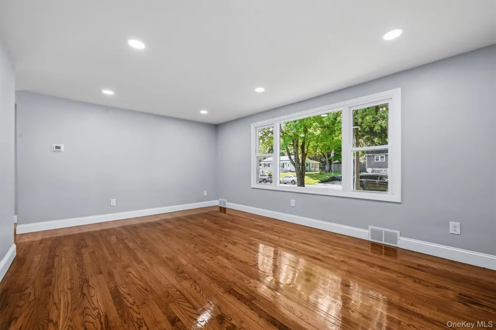 23 Westwood Drive Newburgh, NY 12550