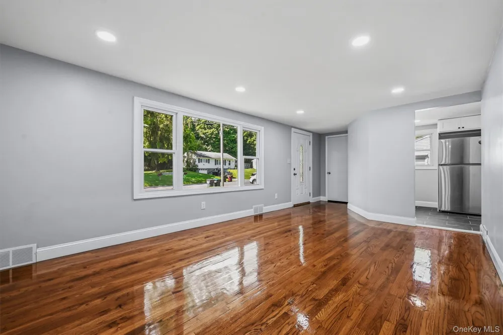 23 Westwood Drive Newburgh, NY 12550