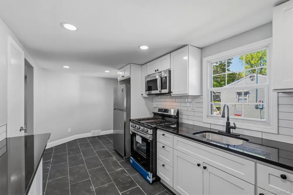 23 Westwood Drive Newburgh, NY 12550