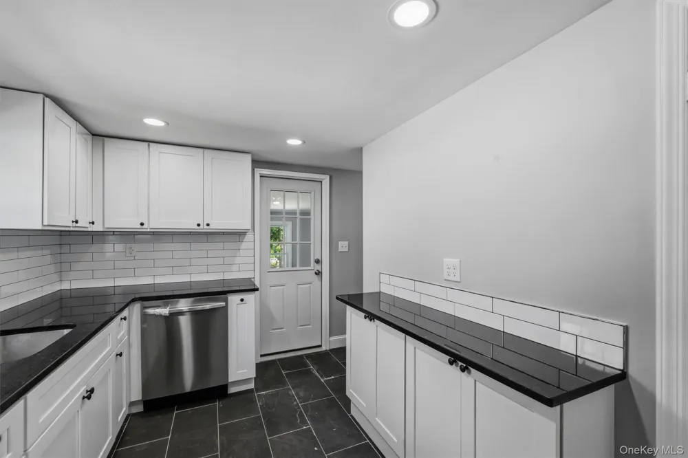 23 Westwood Drive Newburgh, NY 12550