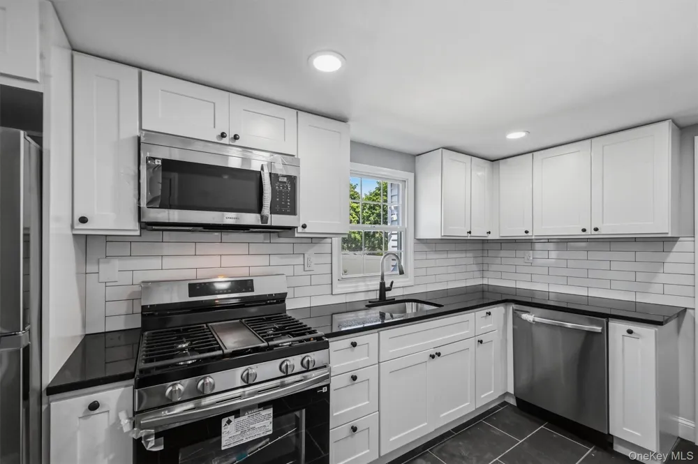 23 Westwood Drive Newburgh, NY 12550