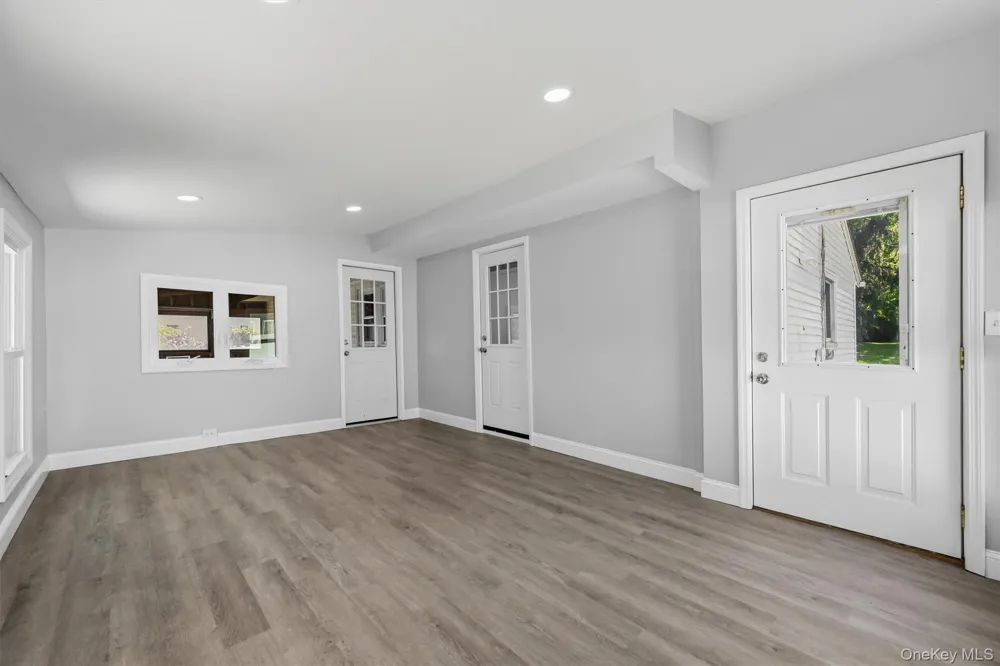 23 Westwood Drive Newburgh, NY 12550