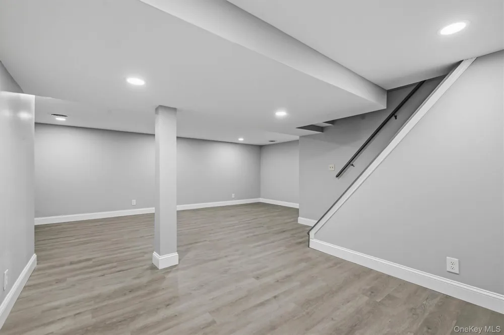 23 Westwood Drive Newburgh, NY 12550