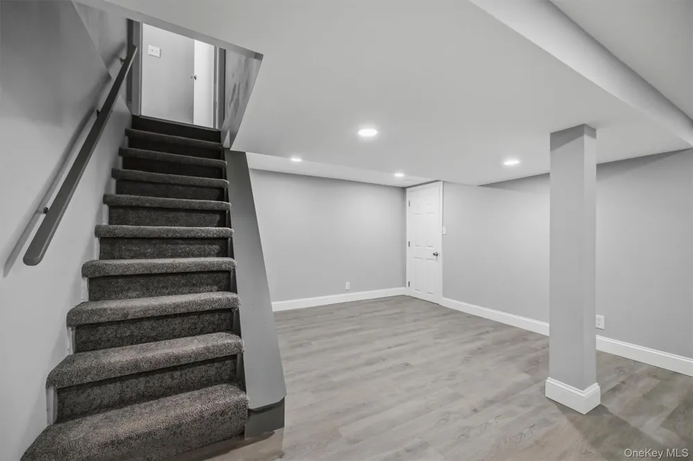 23 Westwood Drive Newburgh, NY 12550