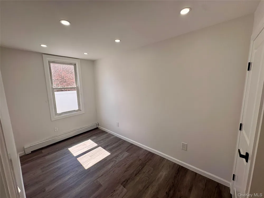 450 Revere Bronx, NY 10465