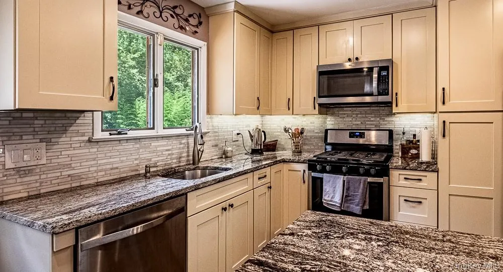 8 W Caroline Drive W Wappingers Falls, NY 12590
