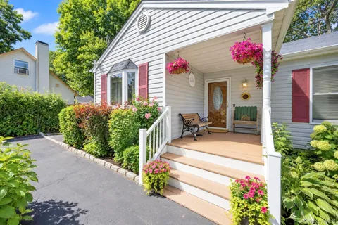 115 Colin Drive