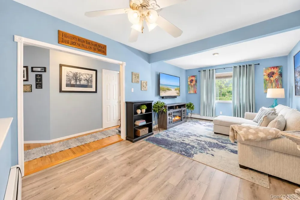 115 Colin Drive Shirley, NY 11967