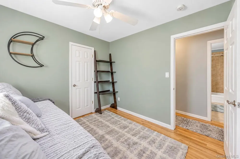 115 Colin Drive Shirley, NY 11967