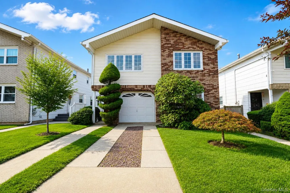 947 Bard Avenue Staten Island, NY 10301