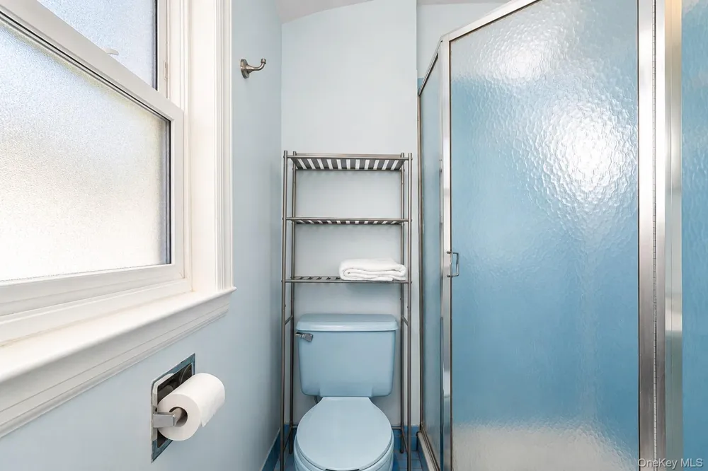 947 Bard Avenue Staten Island, NY 10301