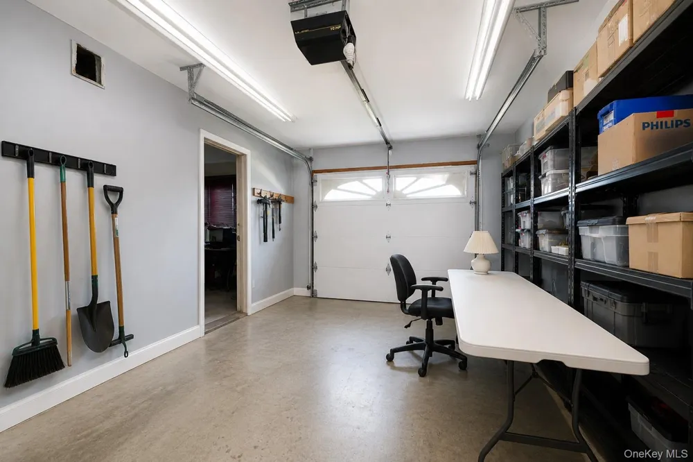 947 Bard Avenue Staten Island, NY 10301