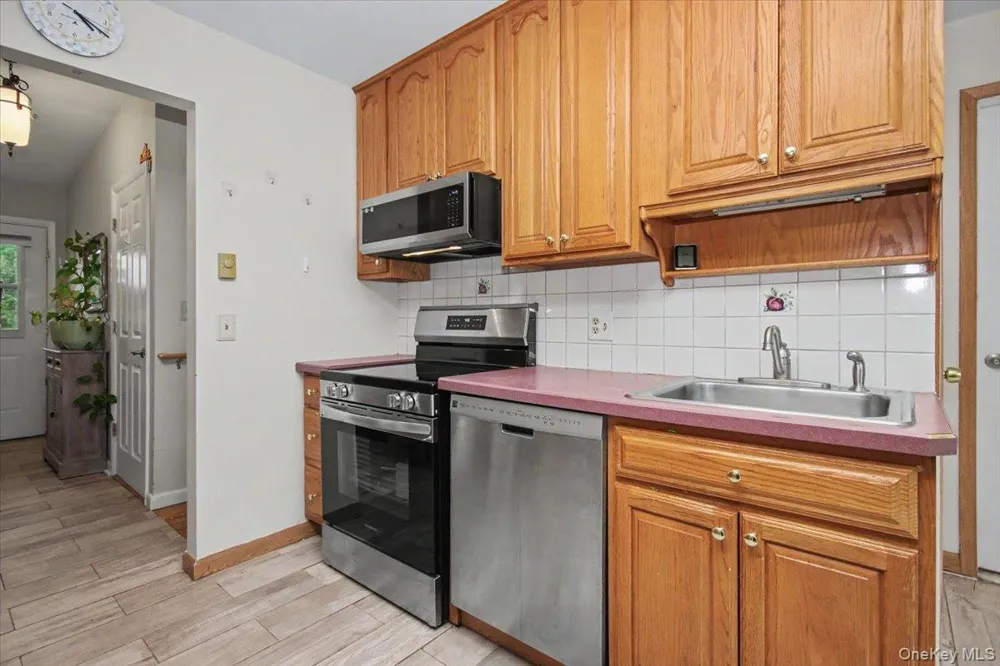 50 Jordan Court Poughquag, NY 12570