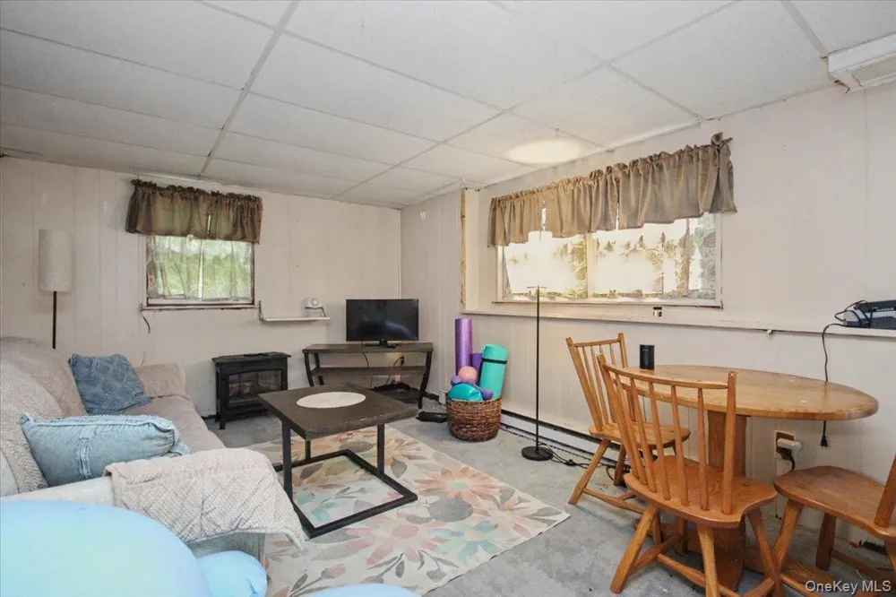 50 Jordan Court Poughquag, NY 12570
