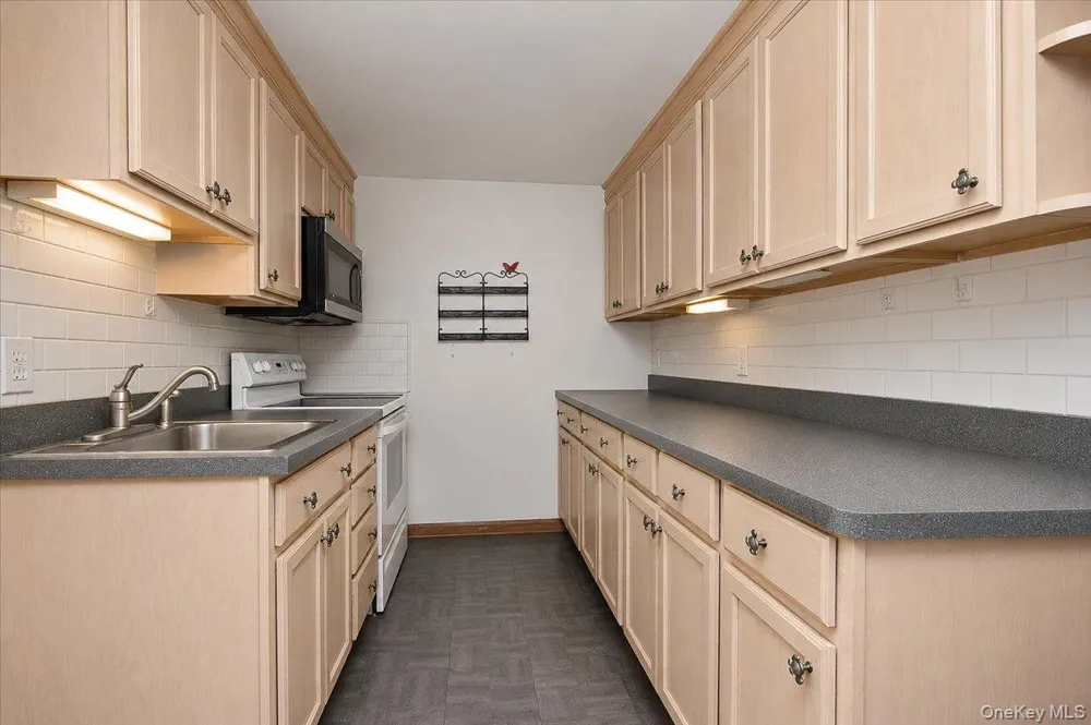 50 Jordan Court Poughquag, NY 12570
